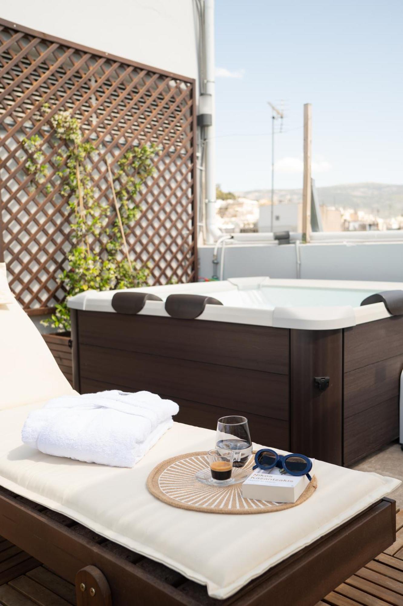 Private Rooftop - Acropolis View - Jacuzzi - Metro