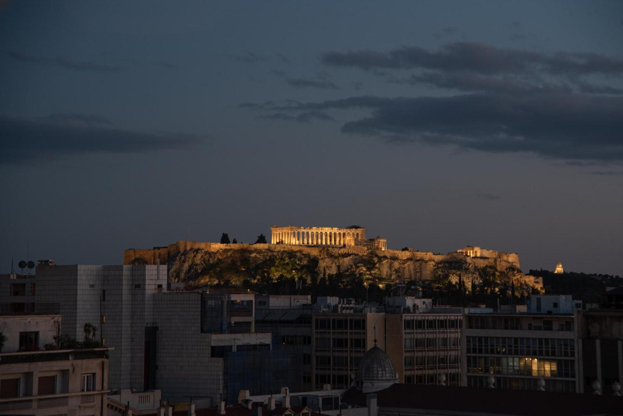 Private Rooftop - Acropolis View - Jacuzzi - Metro Athènes