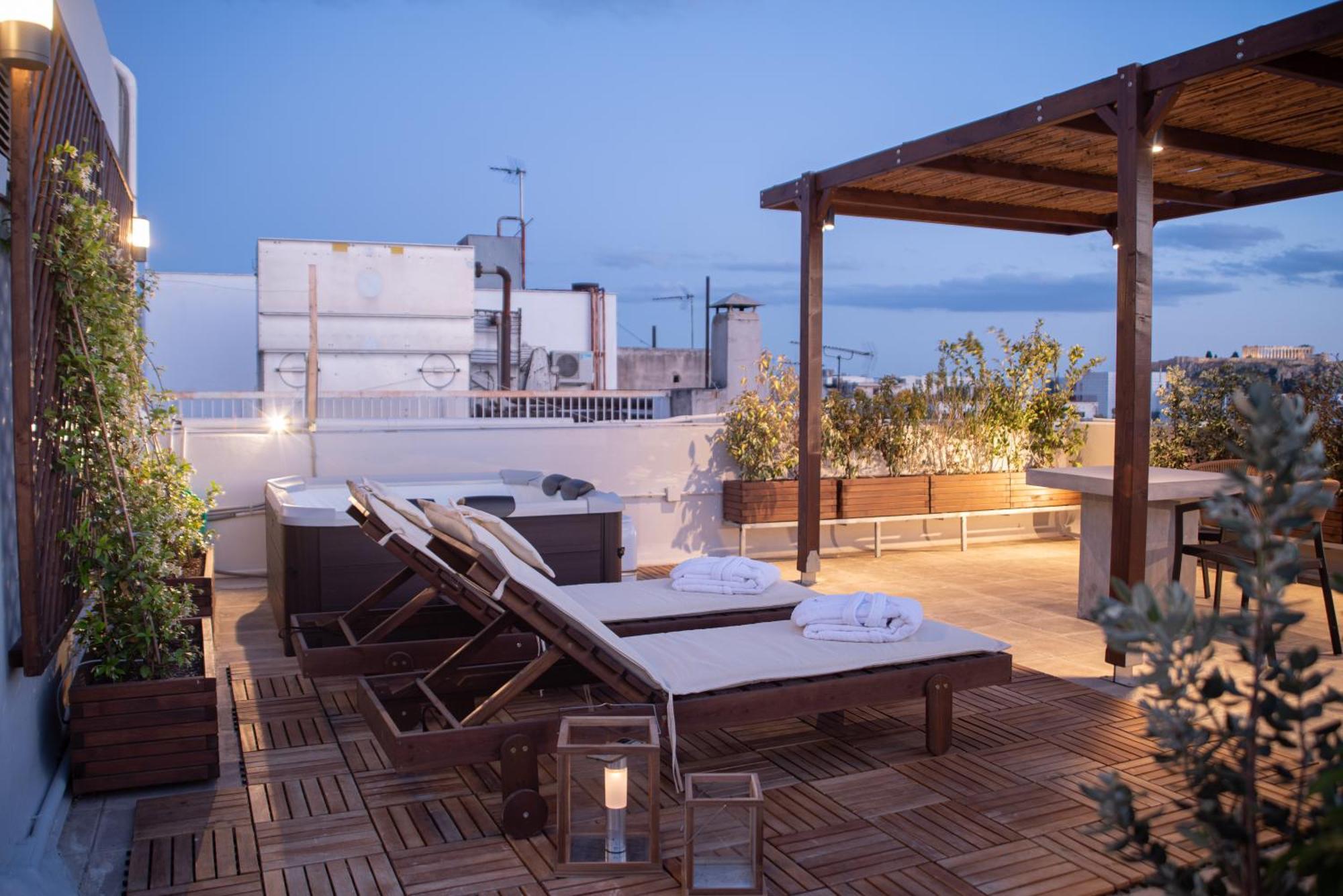 Appartement Private Rooftop - Acropolis View - Jacuzzi - Metro Athènes